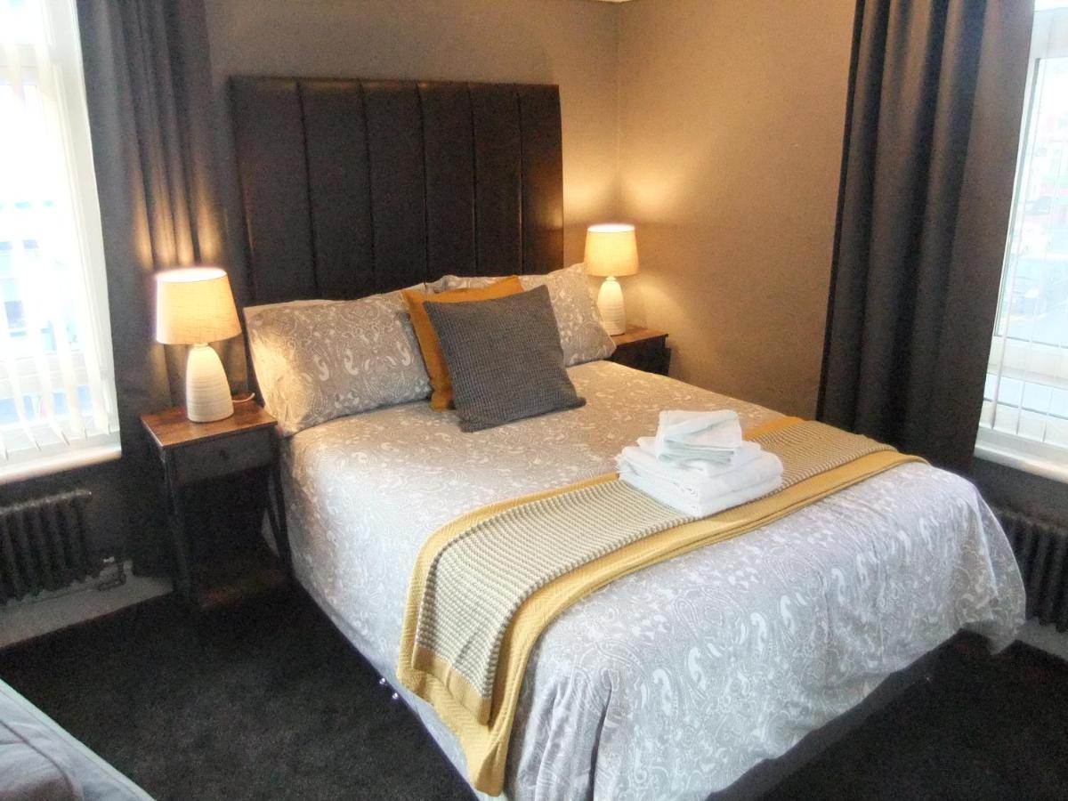 Dewsbury House Lägenhet Blackpool Exteriör bild